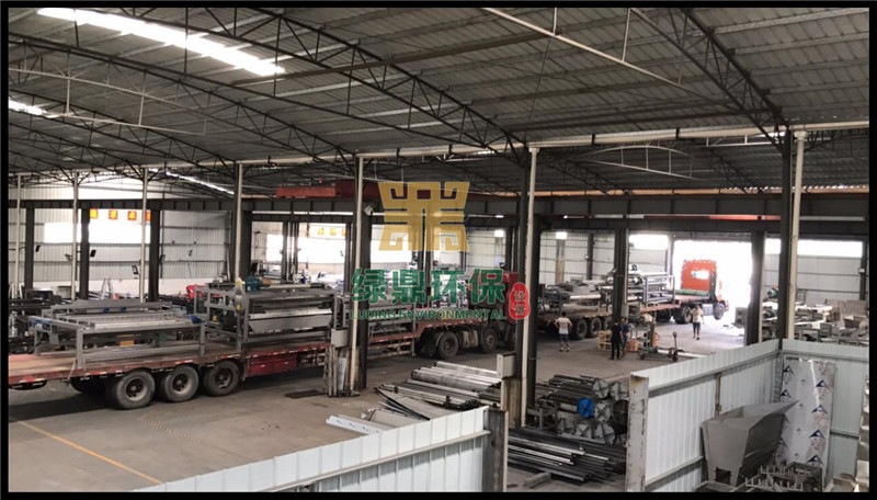 帶式壓濾機發(fā)往鉆井廢棄泥漿環(huán)保處理工程 4