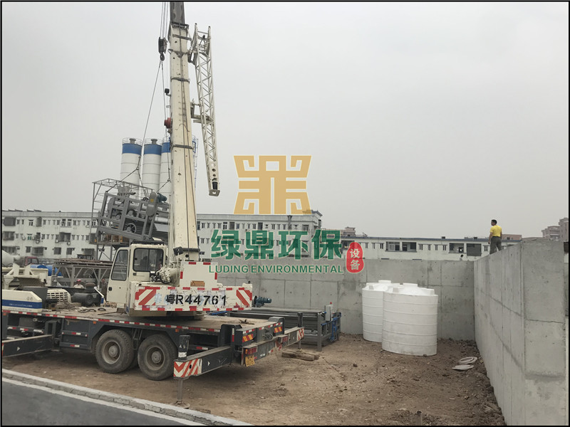 帶式壓濾機發(fā)往鉆井廢棄泥漿混凝處理工程 2